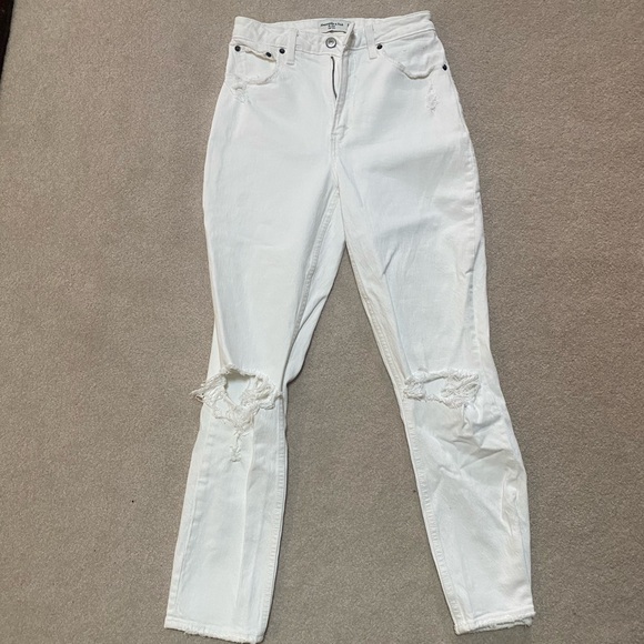 Abercrombie and fitch white mom jeans - Picture 2 of 3